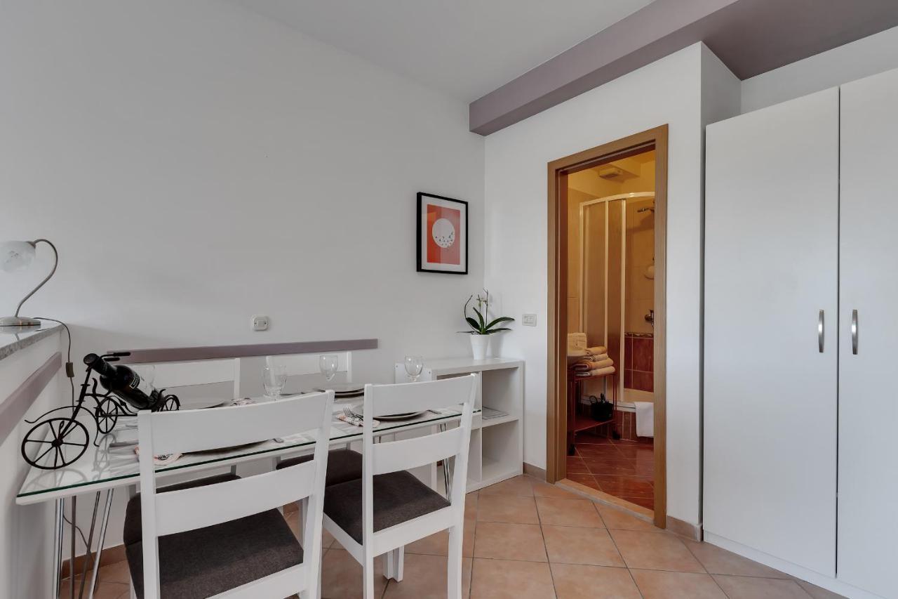 Apartments Divna Baška Voda エクステリア 写真