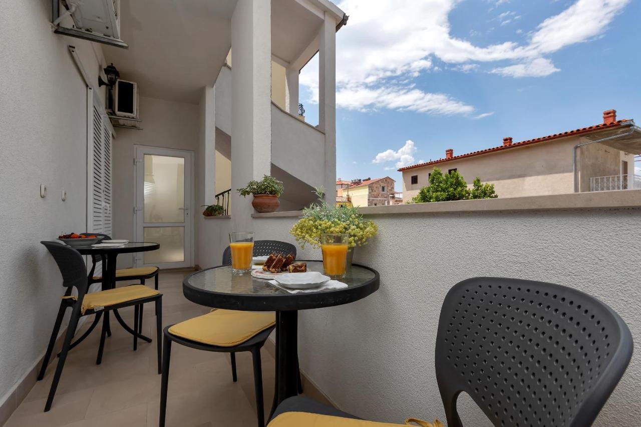 Apartments Divna Baška Voda エクステリア 写真