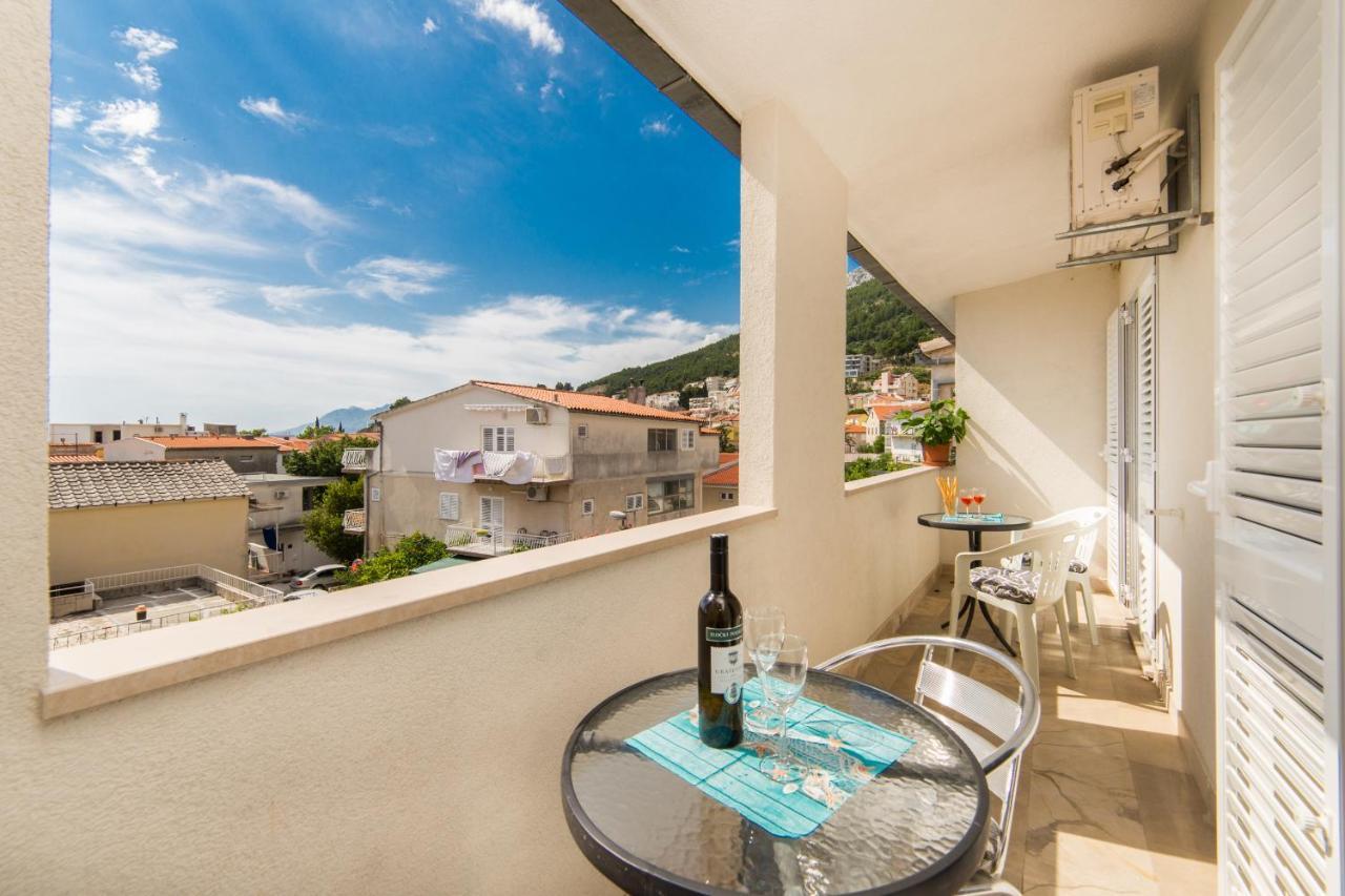Apartments Divna Baška Voda エクステリア 写真