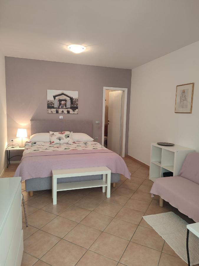 Apartments Divna Baška Voda エクステリア 写真