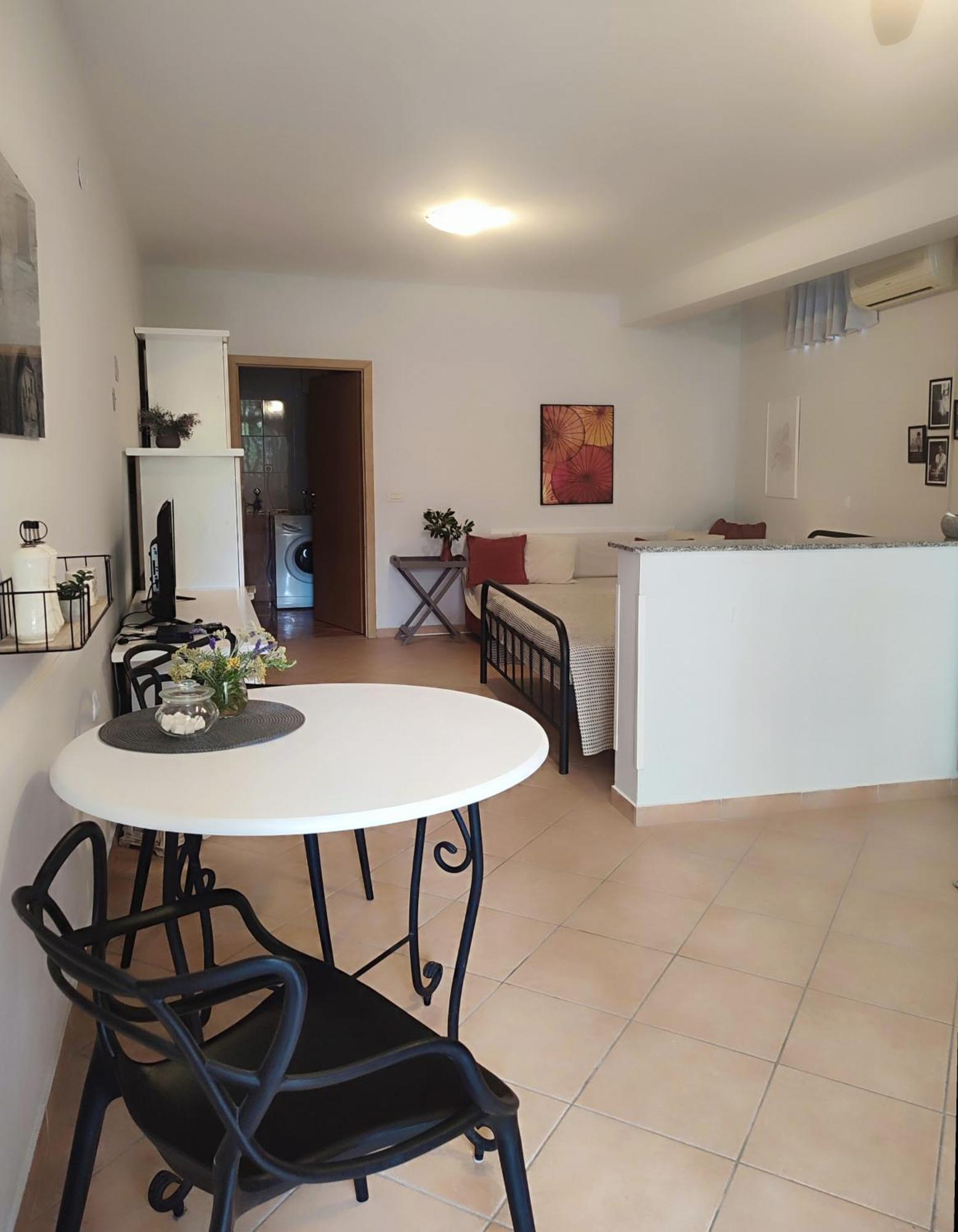 Apartments Divna Baška Voda エクステリア 写真