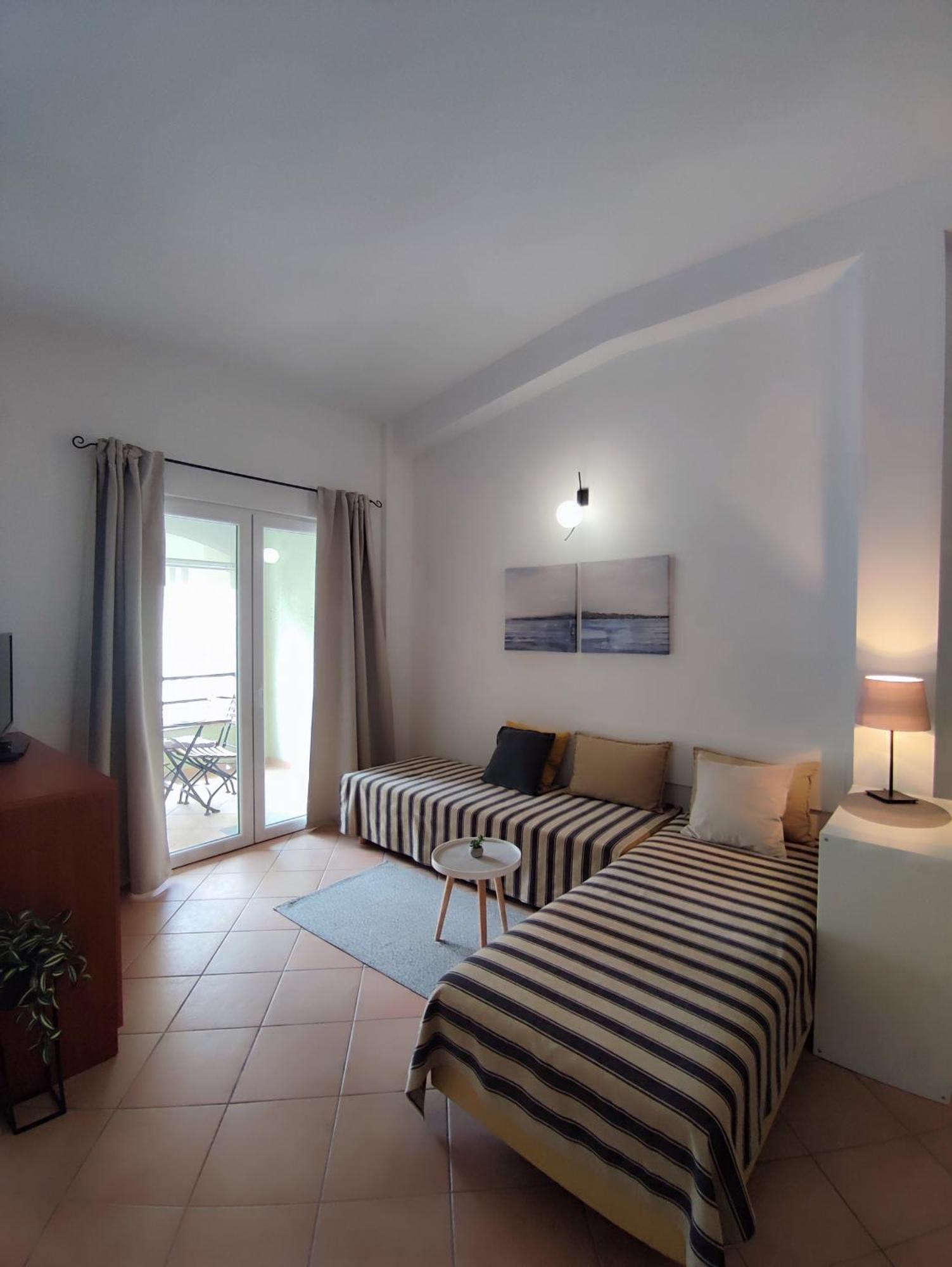 Apartments Divna Baška Voda エクステリア 写真