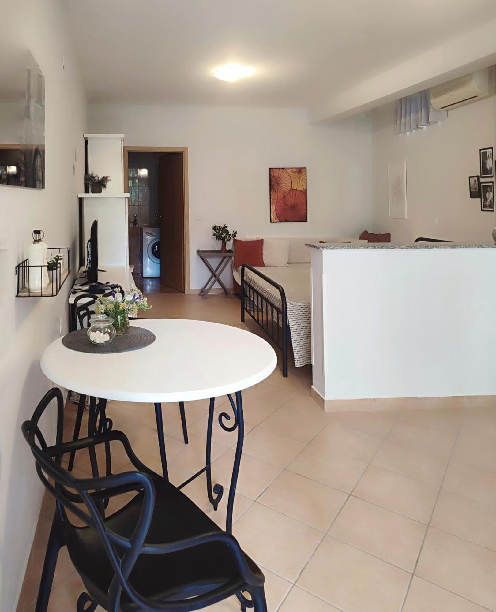 Apartments Divna Baška Voda エクステリア 写真